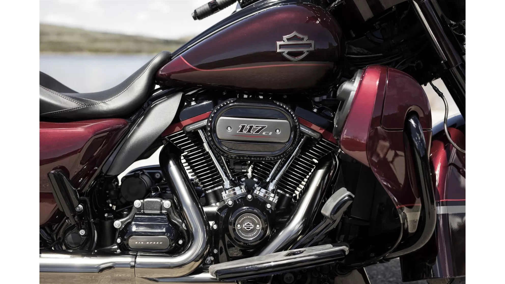 Harley-Davidson CVO Street Glide FLHXSE - Image 3 Harley-Davidson CVO Street Glide FLHXSE - Image 3