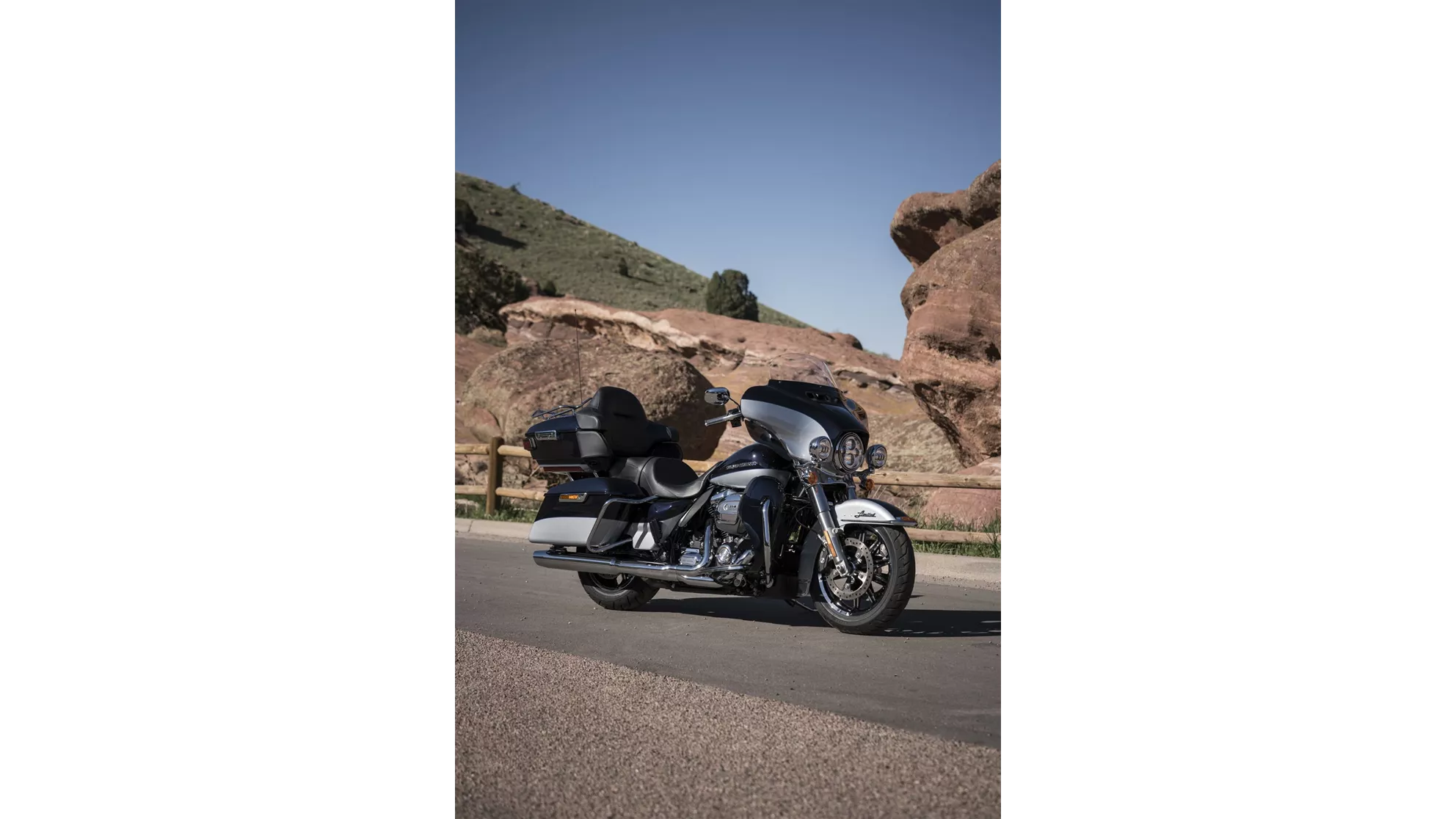 Harley-Davidson Electra Glide Ultra Limited Low FLHTKL - Obrázek 5