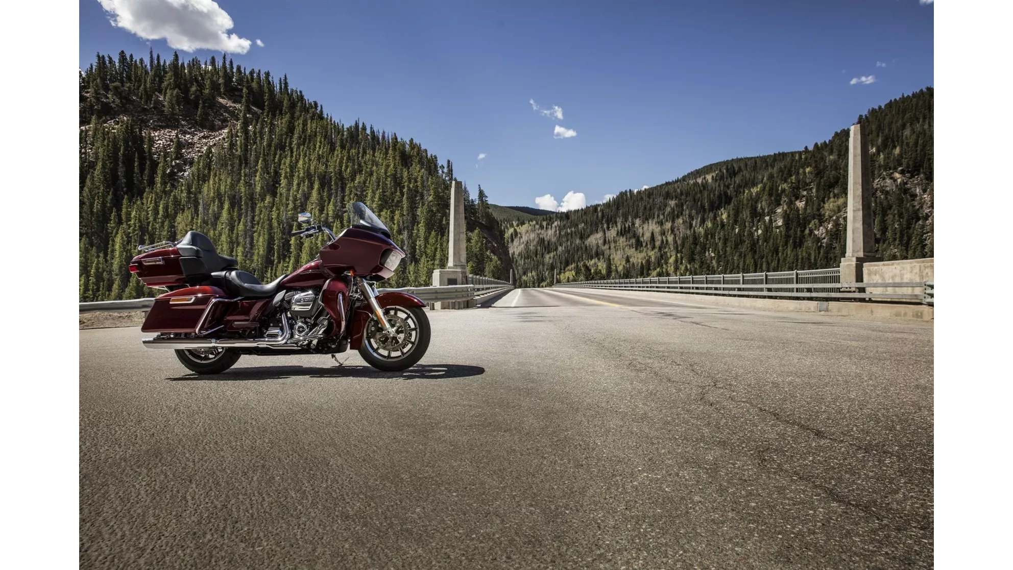 Harley-Davidson Road Glide Ultra - Imagem 4