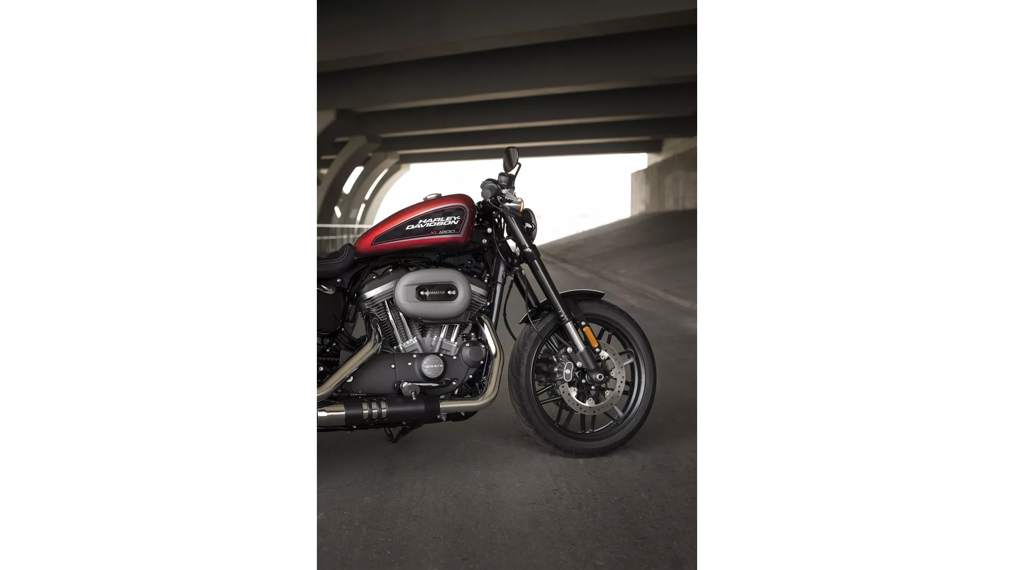 Harley-Davidson Sportster XL 1200CX Roadster - Image 5 Harley-Davidson Sportster XL 1200CX Roadster - Image 5