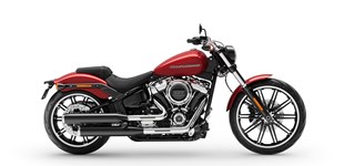 Harley-Davidson CVO Breakout FXSBSE 2013 vs Harley-Davidson Softail Breakout FXBR 2020