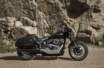 Harley-Davidson Softail Sport Glide FLSB 2020 - Bild 6 Harley-Davidson Softail Sport Glide FLSB 2020 - Bild 6