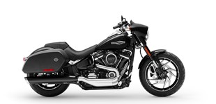 Harley-Davidson Dyna Street Bob FXDB 2017 vs Harley-Davidson Softail Sport Glide FLSB 2020
