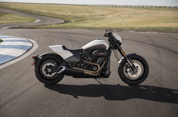 Harley-Davidson Softail FXDR 114 FXDRS 2020 - Bild 7 Harley-Davidson Softail FXDR 114 FXDRS 2020 - Bild 7