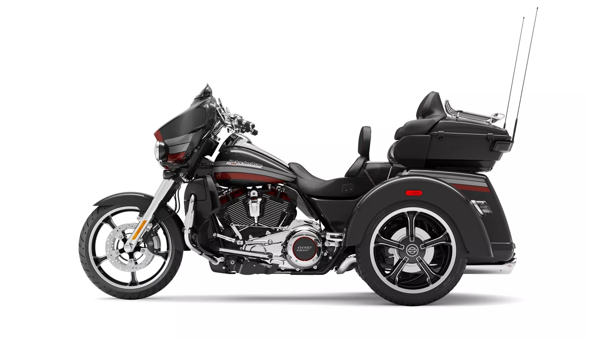 Harley-Davidson CVO Tri Glide FLHTCUTGSE - Image 8 Harley-Davidson CVO Tri Glide FLHTCUTGSE - Image 8