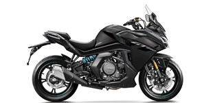 CFMOTO 650 GT 2020 vs CFMOTO 650 MT 2021