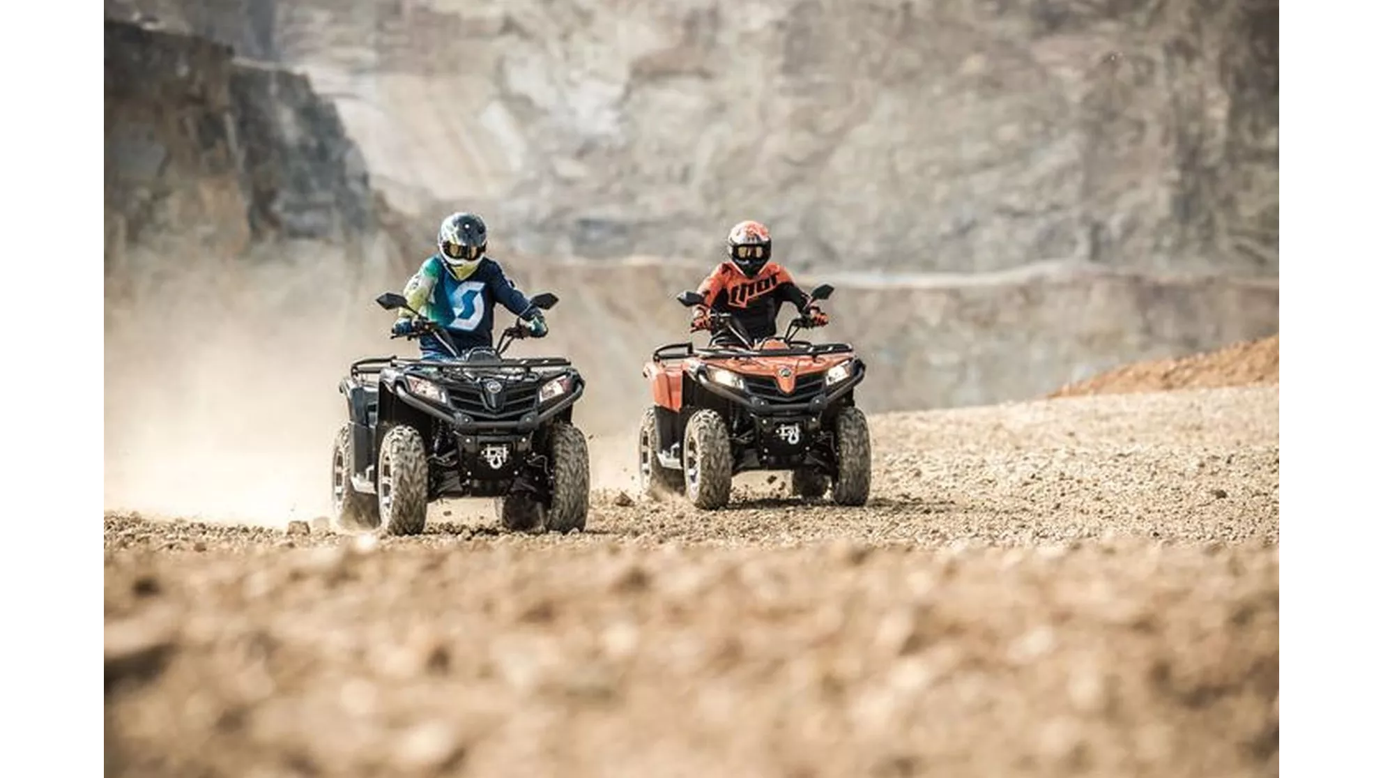 CFMOTO CForce 450 EFI 4x4 L DLX - Image 5 CFMOTO CForce 450 EFI 4x4 L DLX - Image 5