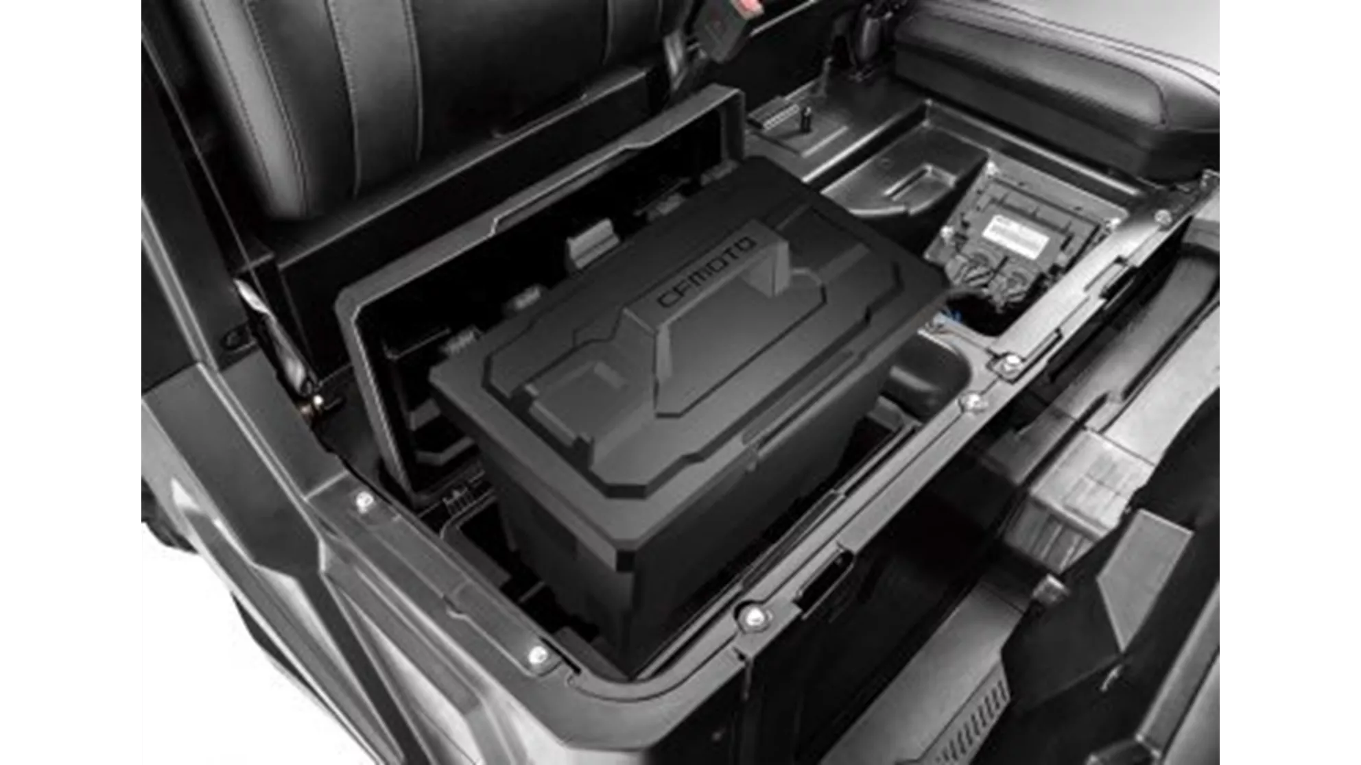 CFMOTO UForce 1000 V2 EFI 4x4 - Image 15 CFMOTO UForce 1000 V2 EFI 4x4 - Image 15