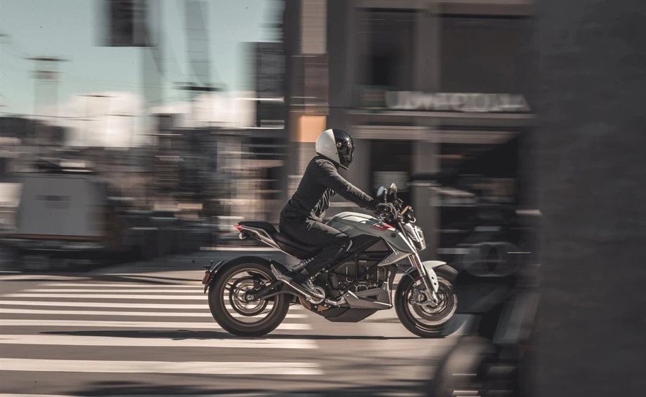 Zero SR/F Bild 9: Zero SR/F