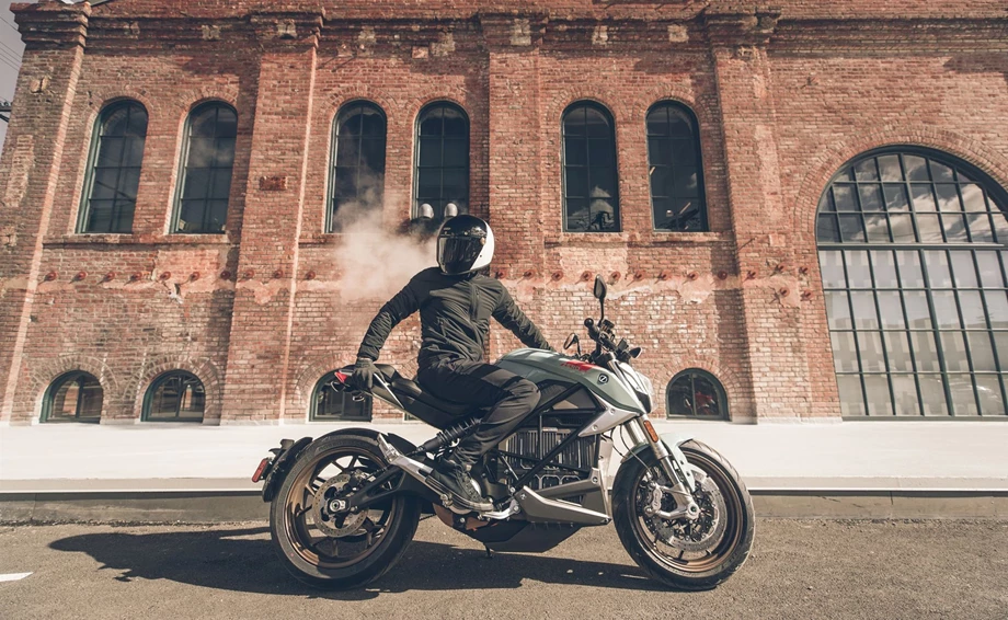 Zero SR/F Bild 12: Zero SR/F