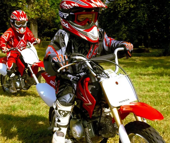 Honda CRF 50 F Bild 2: Honda CRF 50 F
