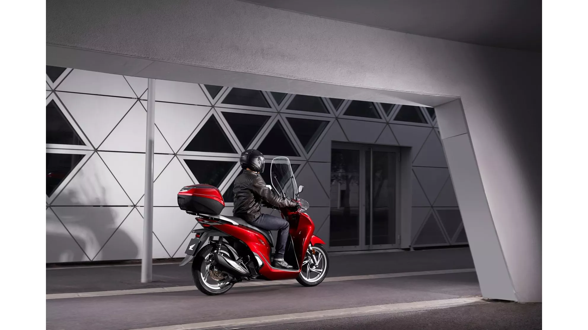 Honda SH125i - Image 21 Honda SH125i - Image 21