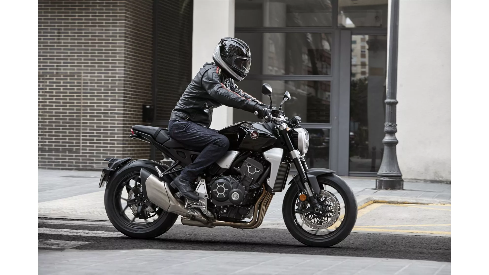 Honda CB 1000 R - Image 19 Honda CB 1000 R - Image 19