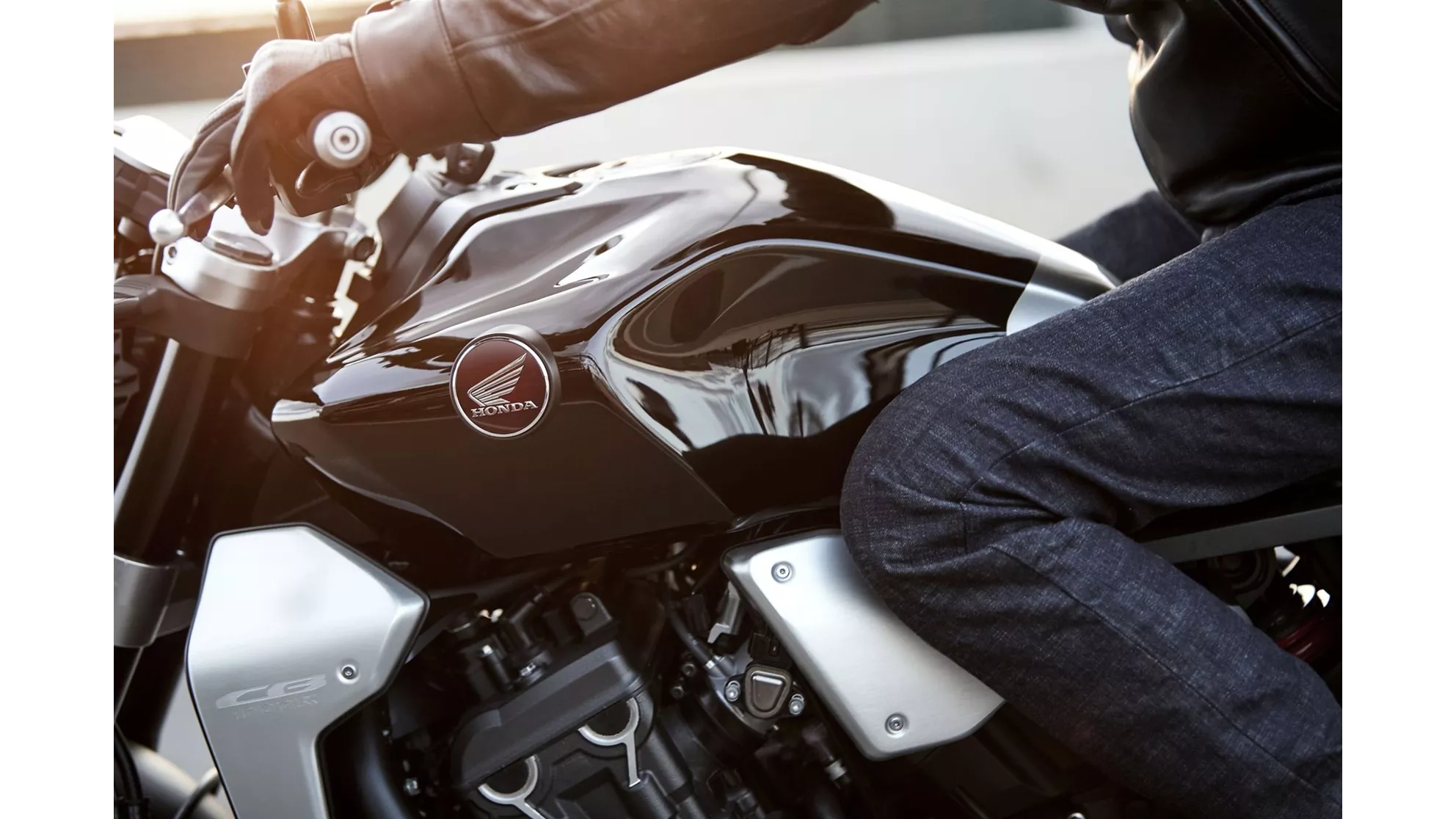 Honda CB 1000 R - Image 22 Honda CB 1000 R - Image 22