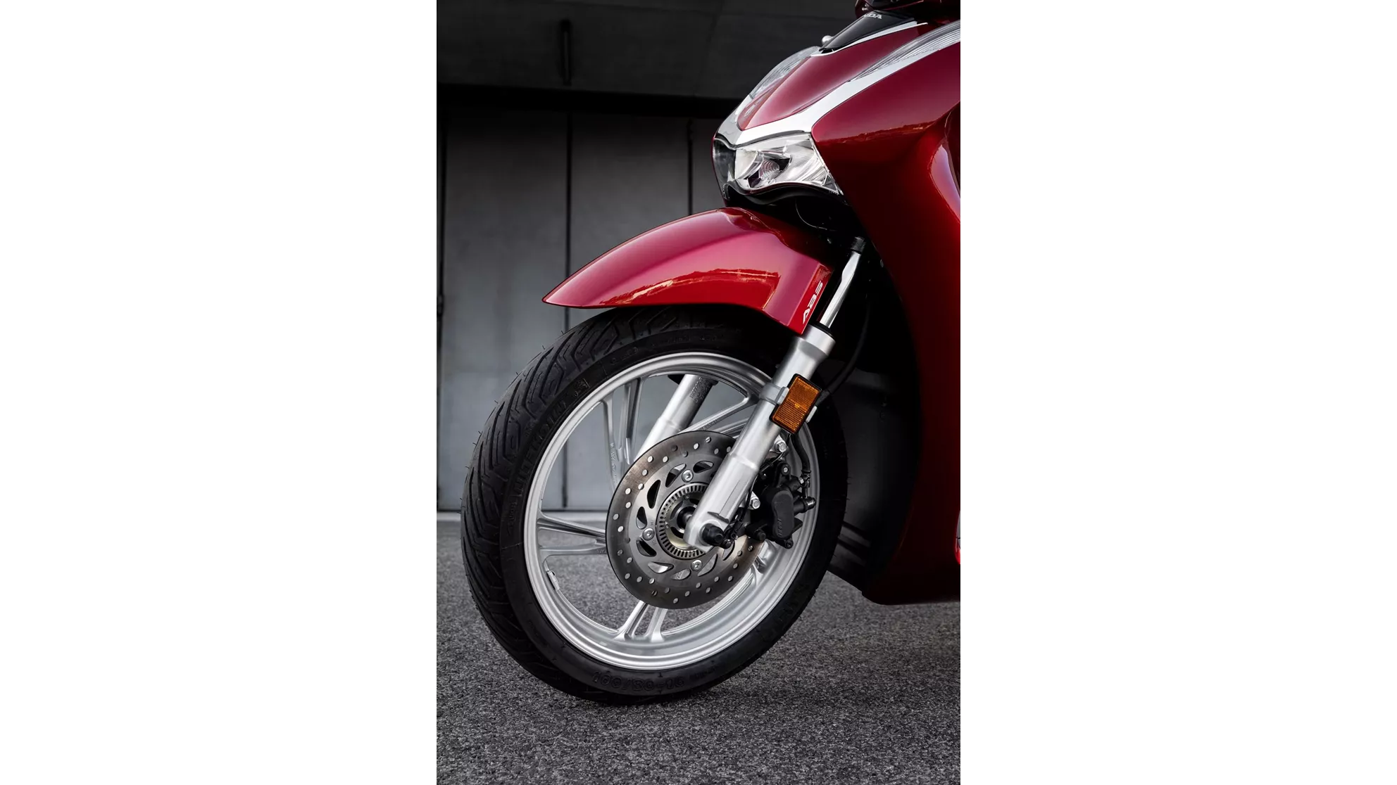 Honda SH150i - Image 2 Honda SH150i - Image 2