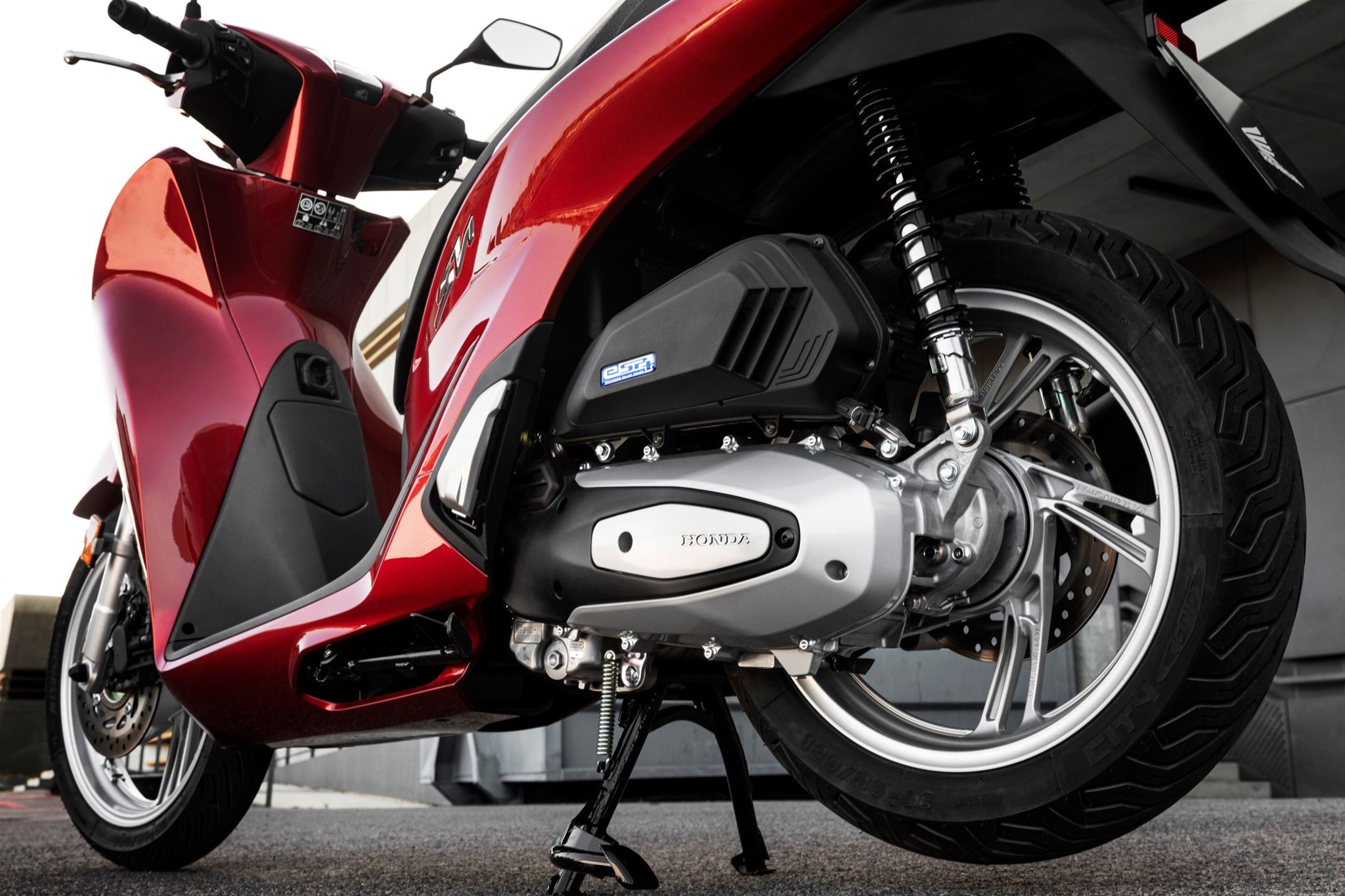 Motorrad Vergleich Honda SH150i 2020 vs. Yamaha NMAX 155 2021