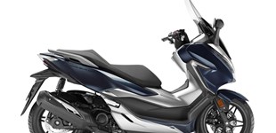 Honda SH300i 2018 vs Honda Forza 300 2020