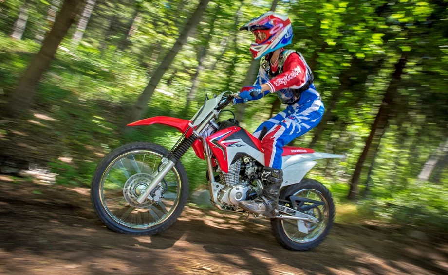 Honda CRF125F Bild 7: Honda CRF125F