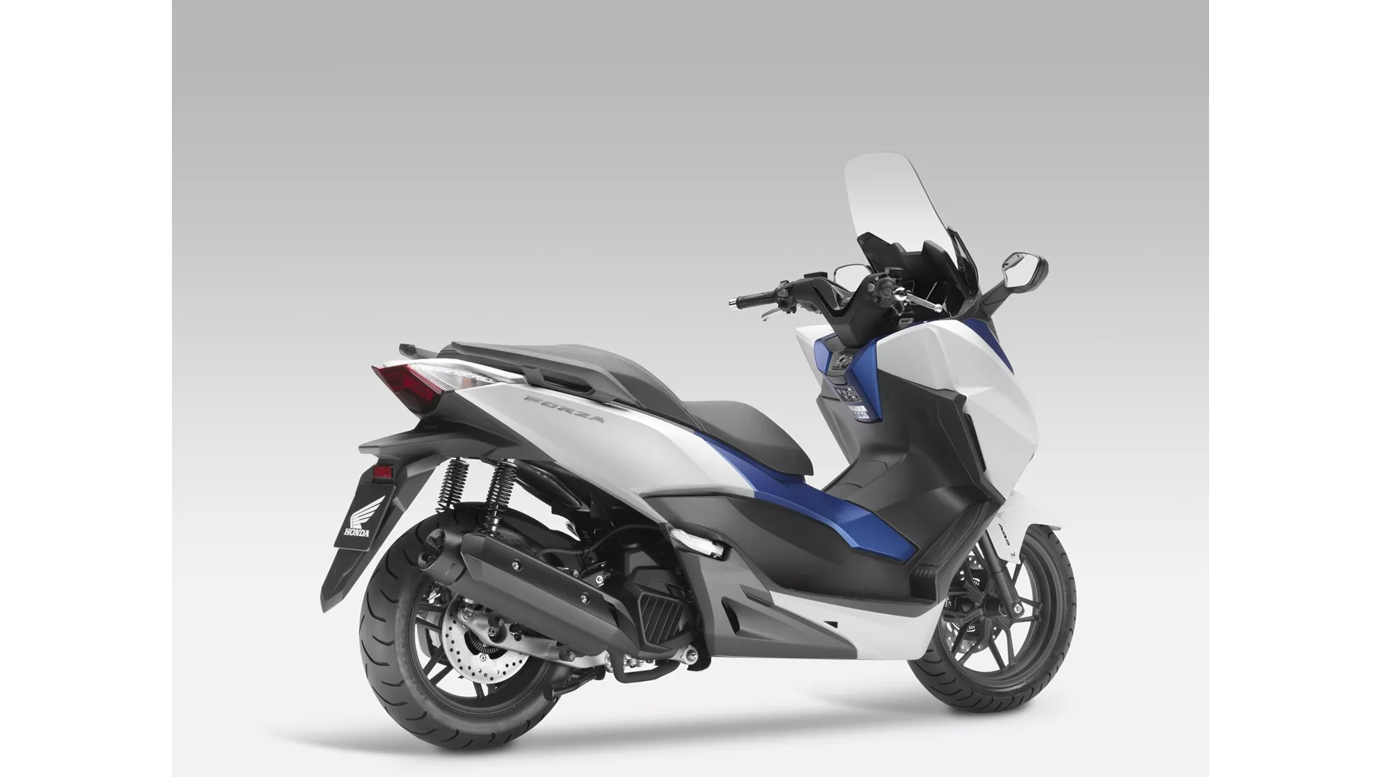 Honda Forza 125 - Image 4 Honda Forza 125 - Image 4