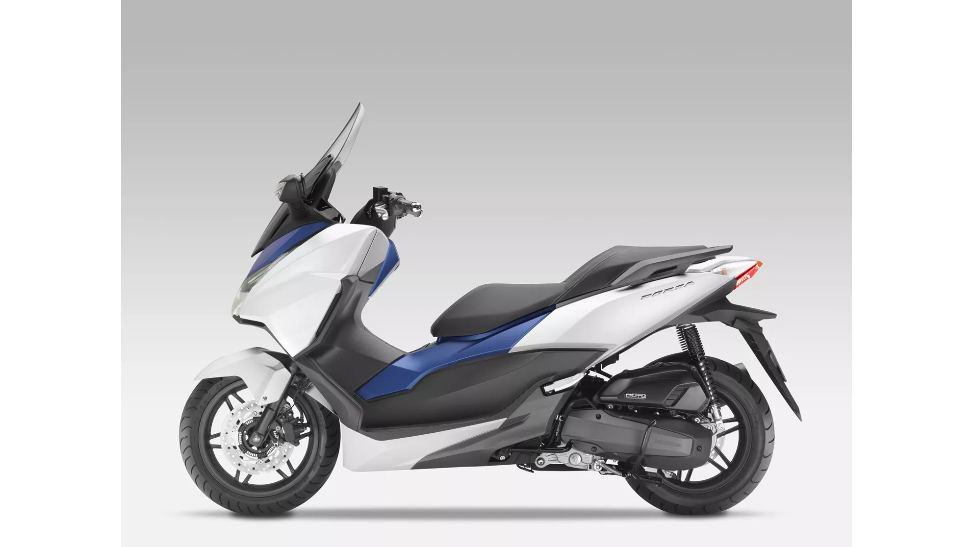 Honda Forza 125 - Image 6 Honda Forza 125 - Image 6
