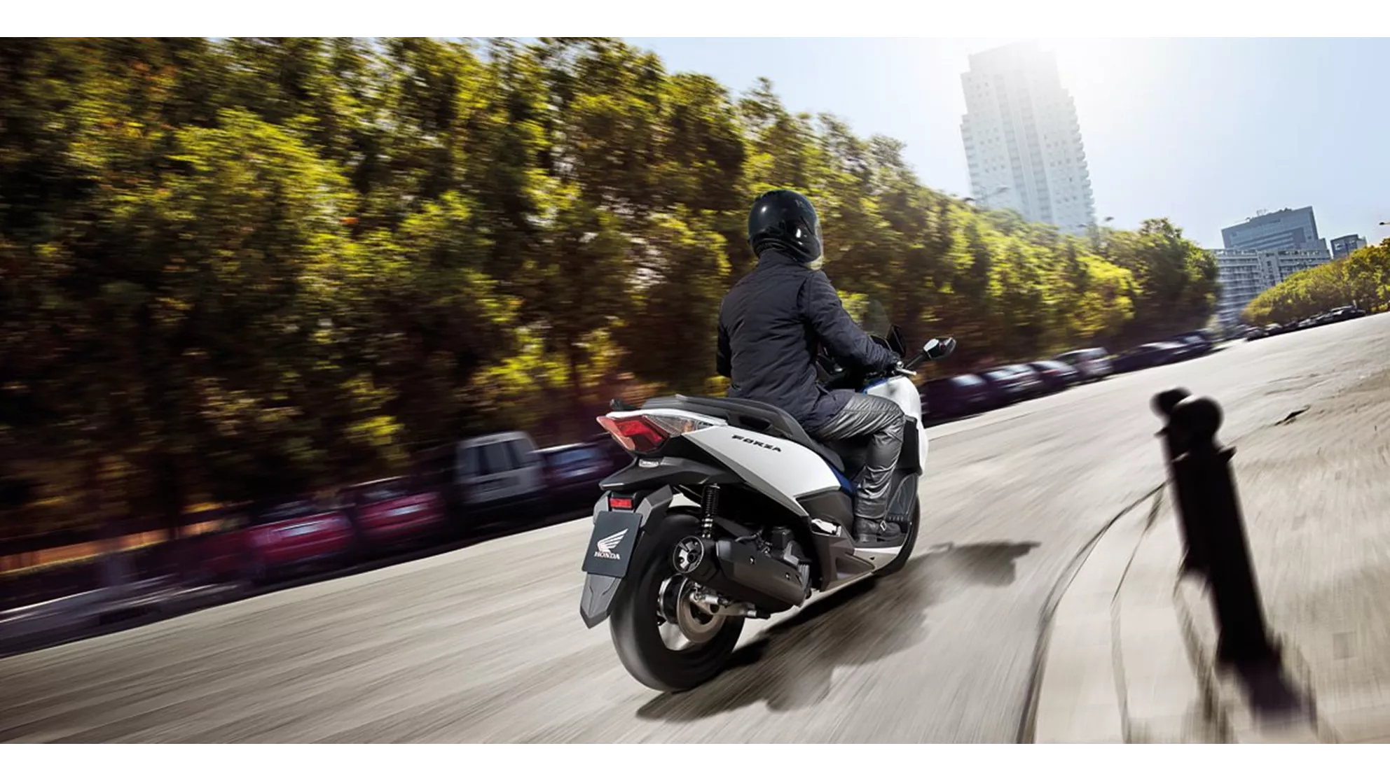 Honda Forza 125 - Image 15 Honda Forza 125 - Image 15