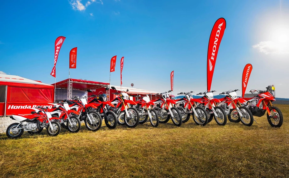 Honda CRF150R Bild 4: Honda CRF150R