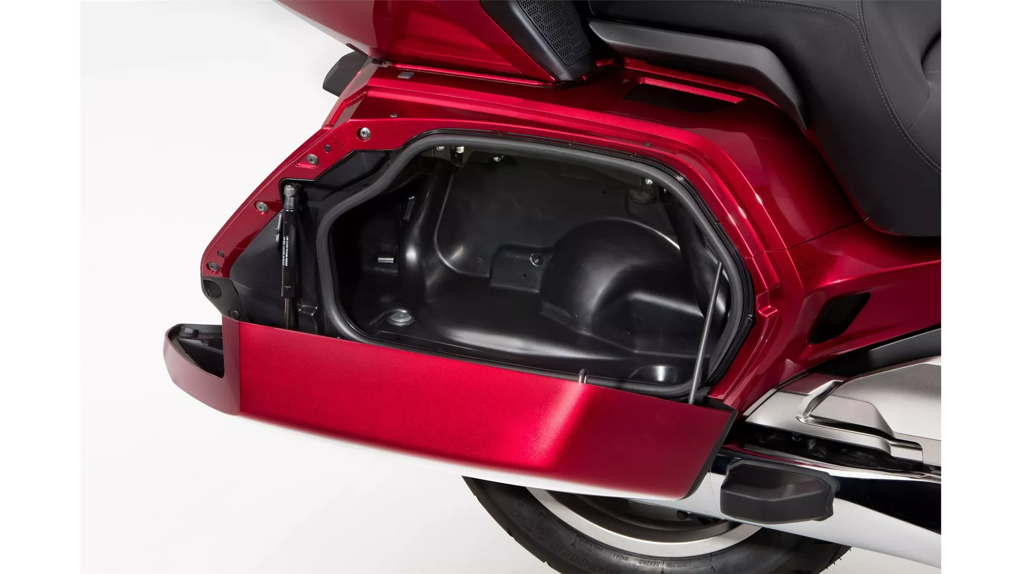 Honda GL 1800 Goldwing Tour - Image 12 Honda GL 1800 Goldwing Tour - Image 12