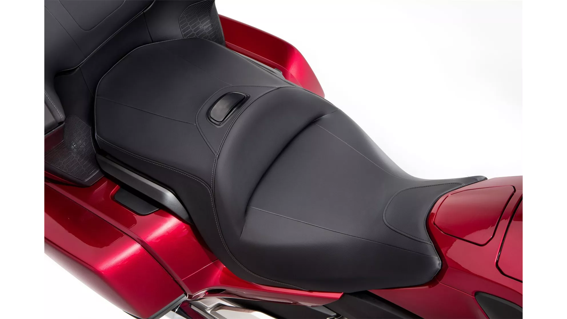 Honda GL 1800 Goldwing Tour - Image 16 Honda GL 1800 Goldwing Tour - Image 16