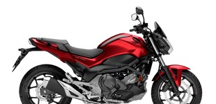 Honda NC750S DCT 2020 vs Honda XL750 Transalp 2025