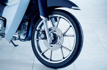 Honda Super Cub C 125 2020 - Bild 7