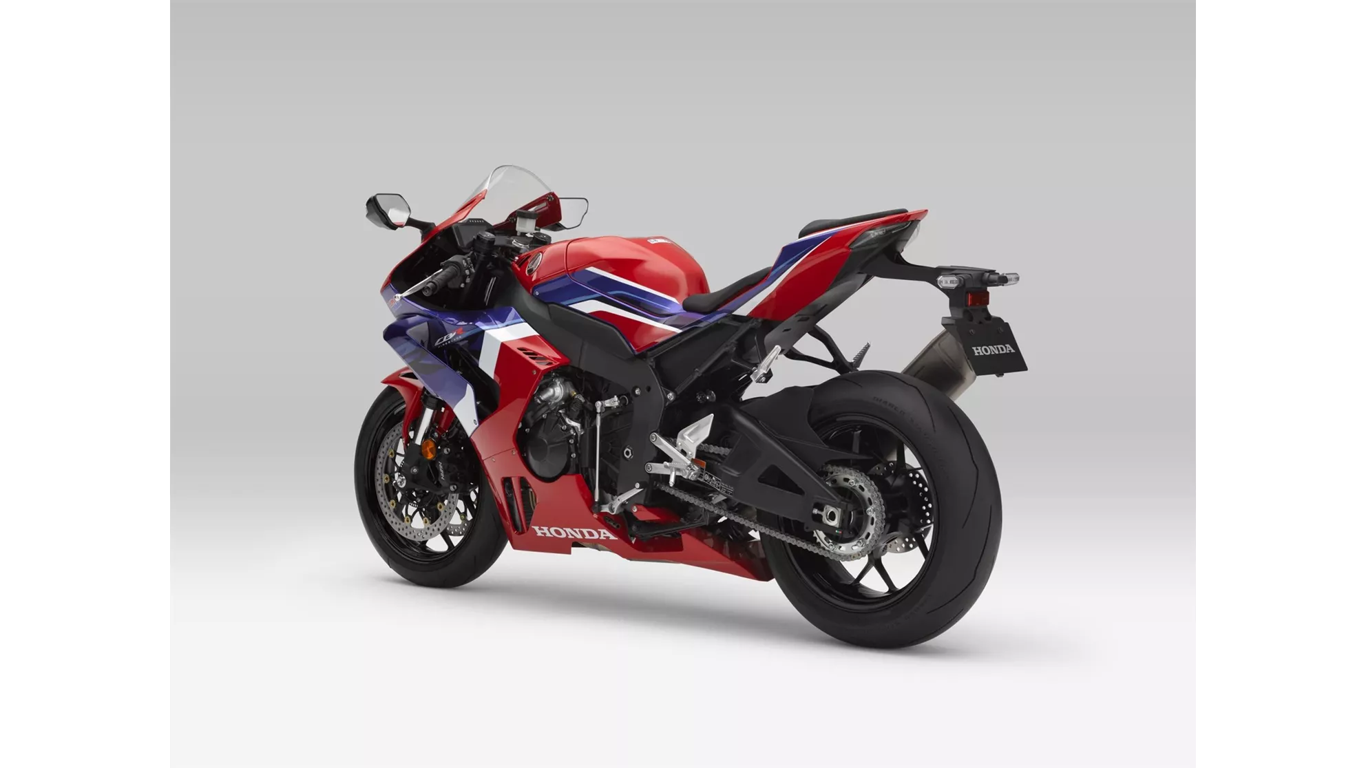 Honda CBR1000RR-R Fireblade - Image 3 Honda CBR1000RR-R Fireblade - Image 3