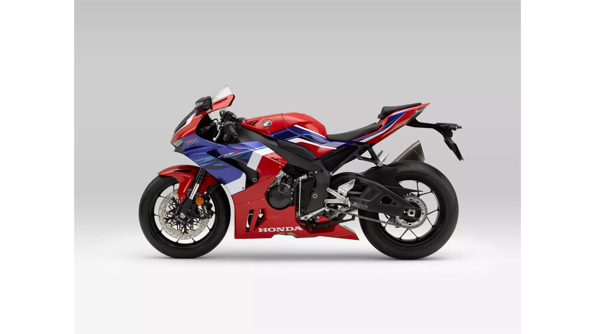Honda CBR1000RR-R Fireblade - Image 7 Honda CBR1000RR-R Fireblade - Image 7