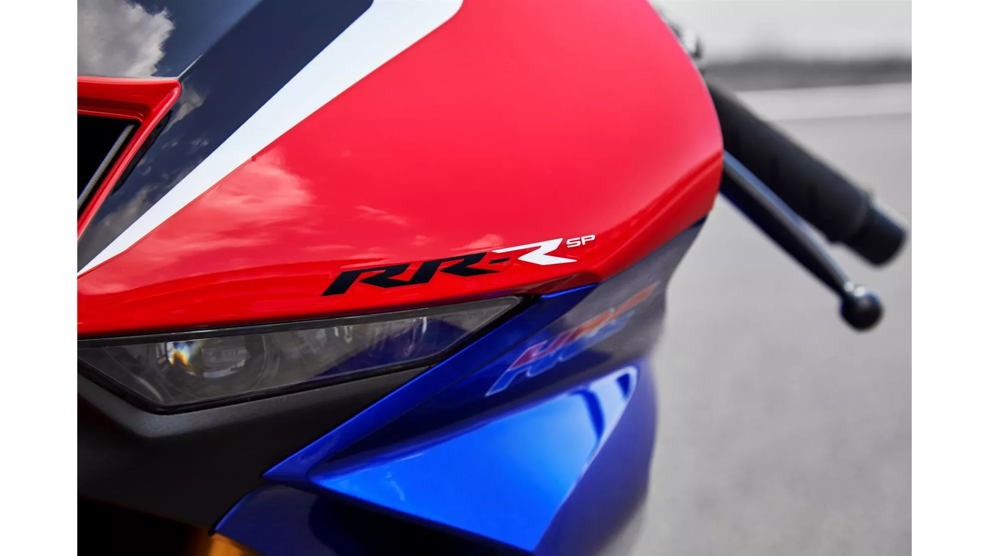 Honda CBR1000RR-R Fireblade SP - Image 4 Honda CBR1000RR-R Fireblade SP - Image 4