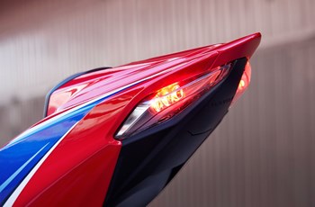 Honda CBR1000RR-R Fireblade SP 2020 - Bild 11 Honda CBR1000RR-R Fireblade SP 2020 - Bild 11