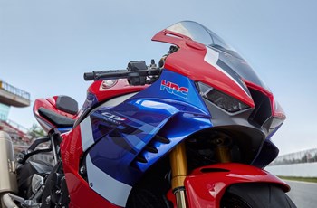 Honda CBR1000RR-R Fireblade SP 2020 - Bild 15 Honda CBR1000RR-R Fireblade SP 2020 - Bild 15