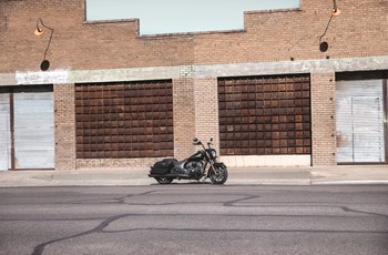 Indian Springfield Dark Horse 2020 - Bild 8