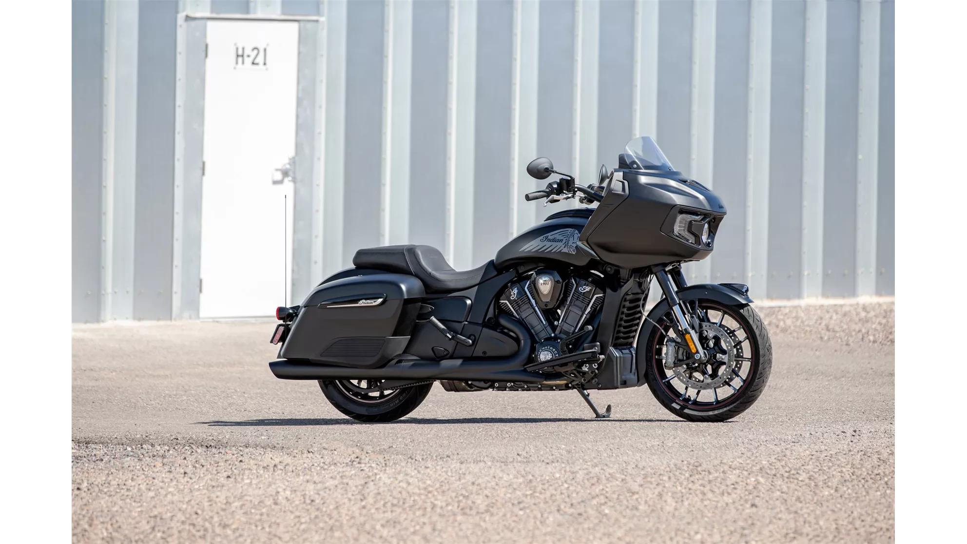 Indian Challenger Dark Horse - Image 17 Indian Challenger Dark Horse - Image 17