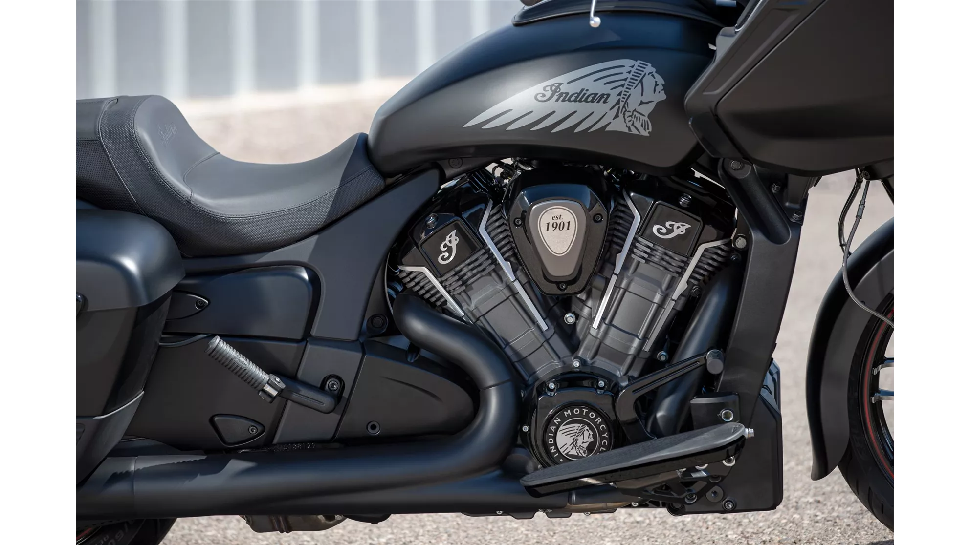 Indian Challenger Dark Horse - Image 20 Indian Challenger Dark Horse - Image 20