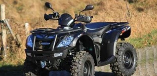 CFMOTO CForce 450 EFI 4x4 L DLX 2021 vs Goes Iron  2020