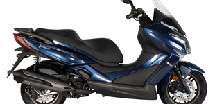 Kymco X-Town 300 ABS 2020 vs BMW C 400 GT 2023 Kymco X-Town 300 ABS 2020 vs BMW C 400 GT 2023