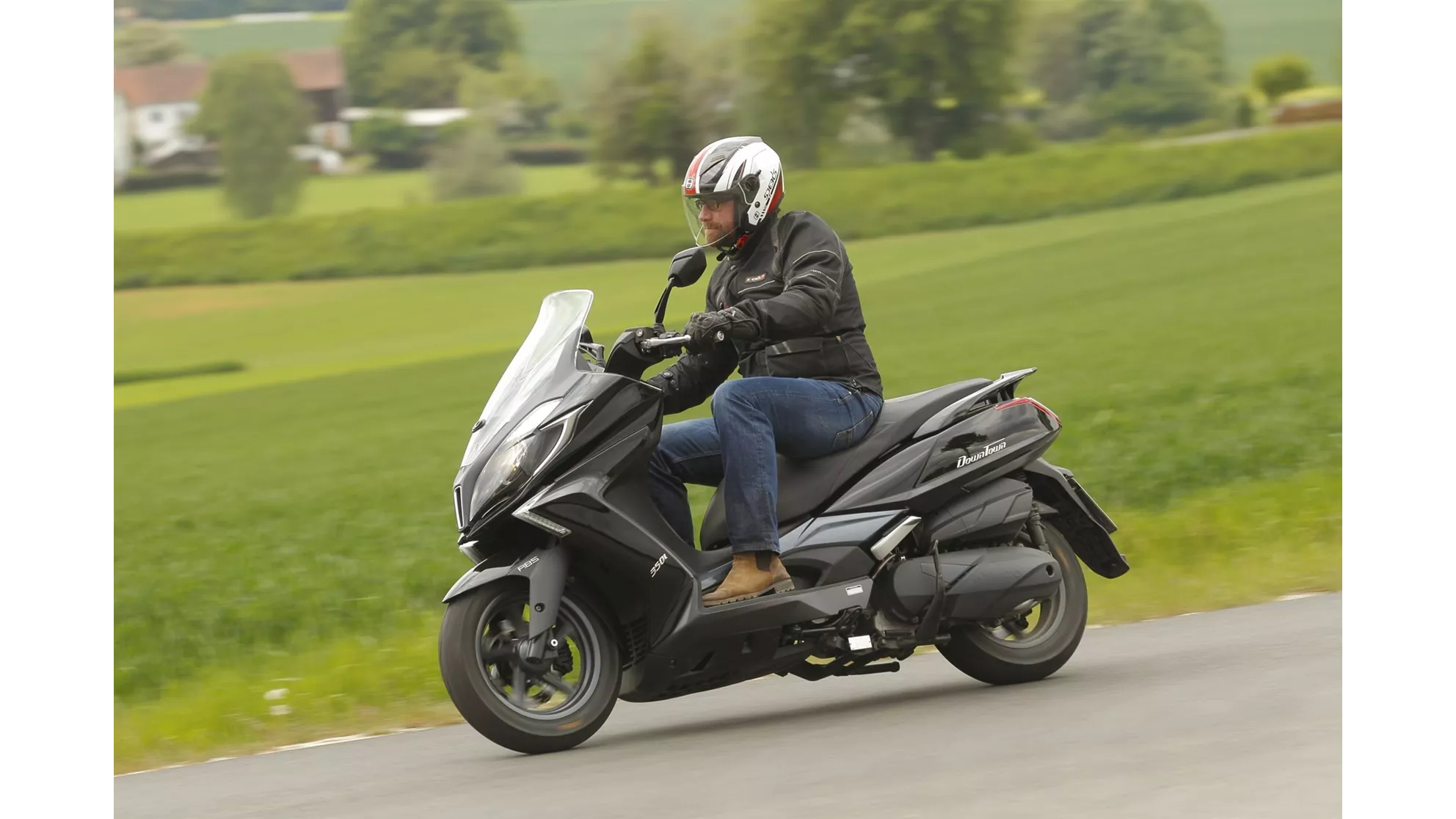 Kymco New Downtown 350i ABS - Image 1 Kymco New Downtown 350i ABS - Image 1