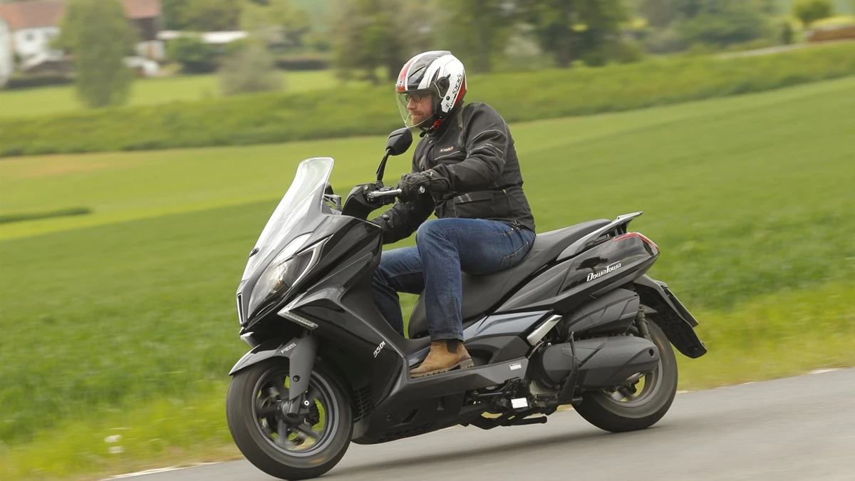 Kymco New Downtown 350i ABS Bild 2: Kymco New Downtown 350i ABS