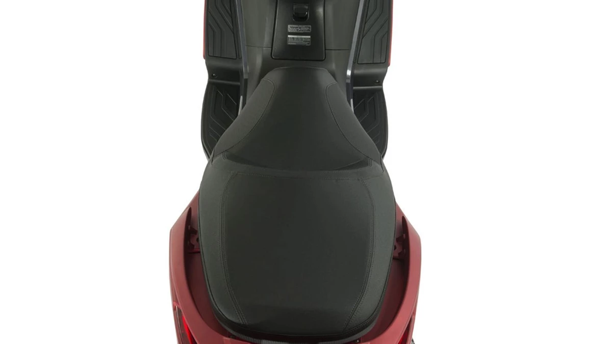 Kymco New Downtown 350i ABS Bild 8: Kymco New Downtown 350i ABS