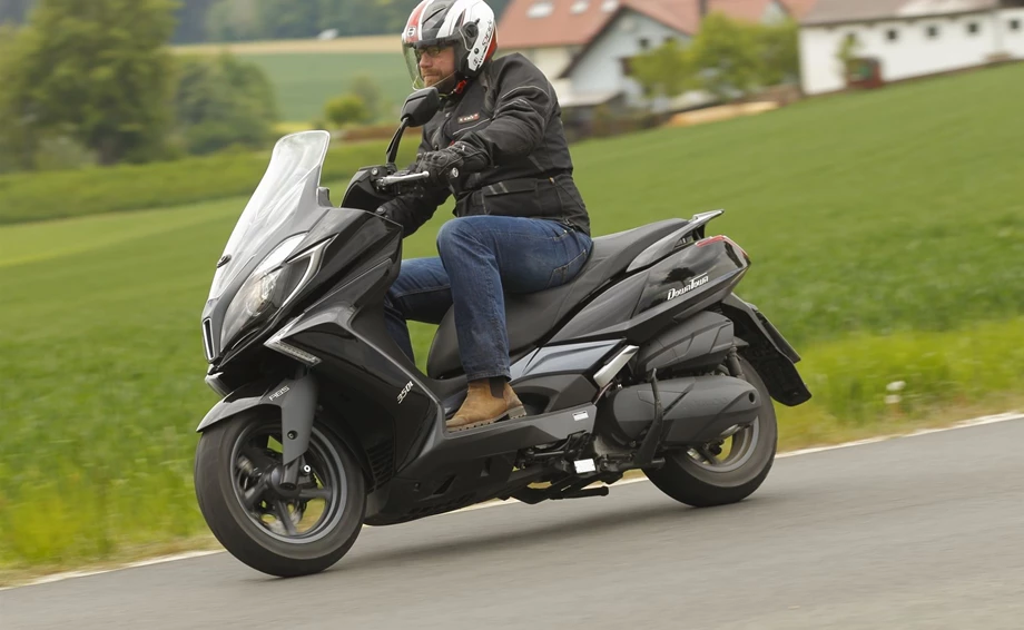 Kymco New Downtown 350i ABS Bild 9: Kymco New Downtown 350i ABS