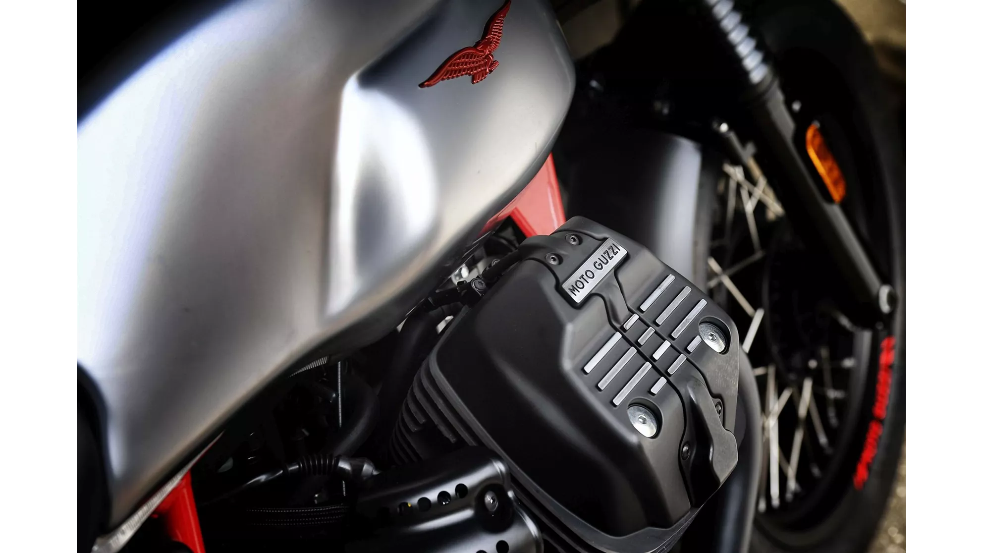 Moto Guzzi V7 III Racer - Image 4 Moto Guzzi V7 III Racer - Image 4
