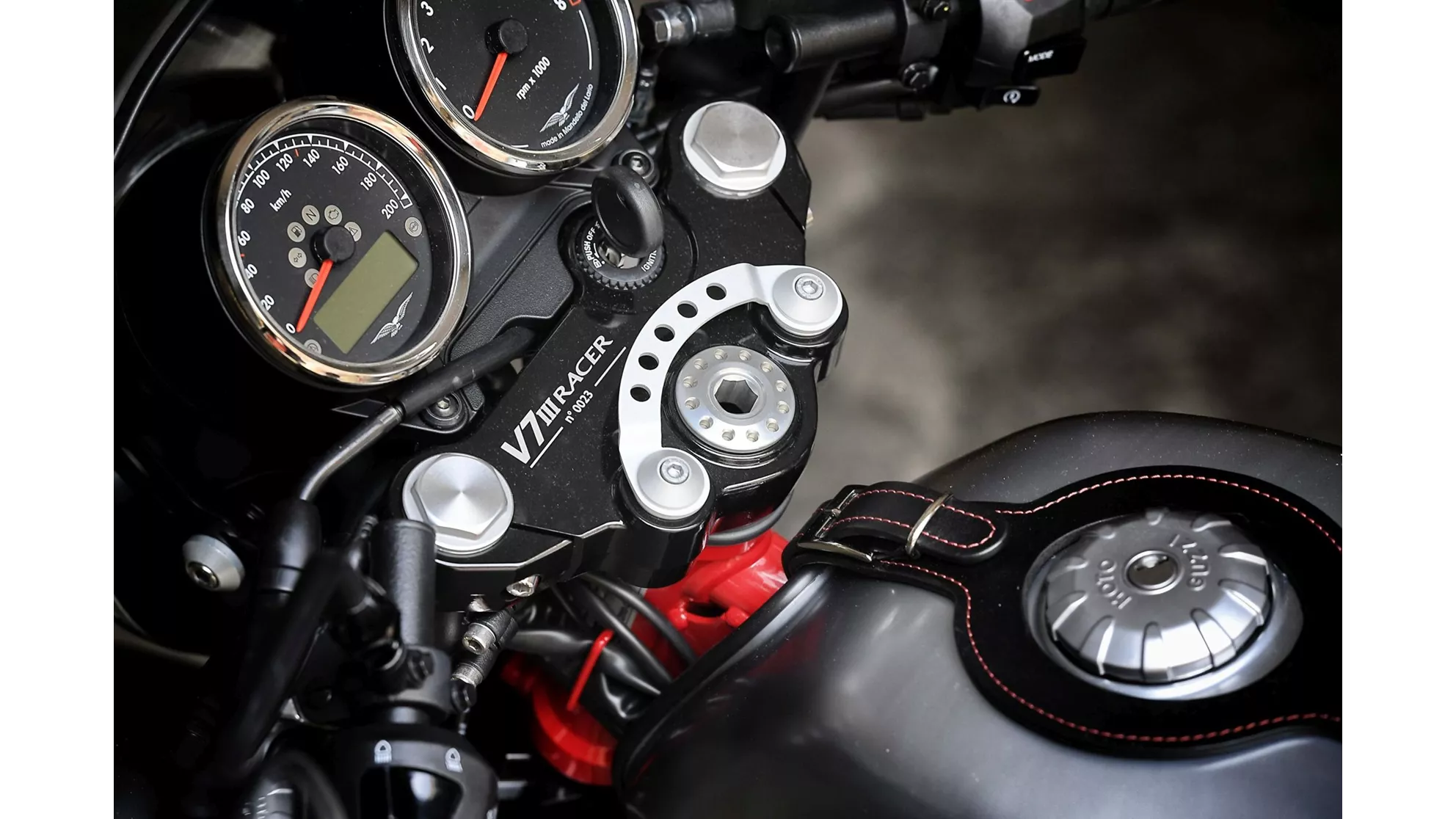 Moto Guzzi V7 III Racer - Bild 5