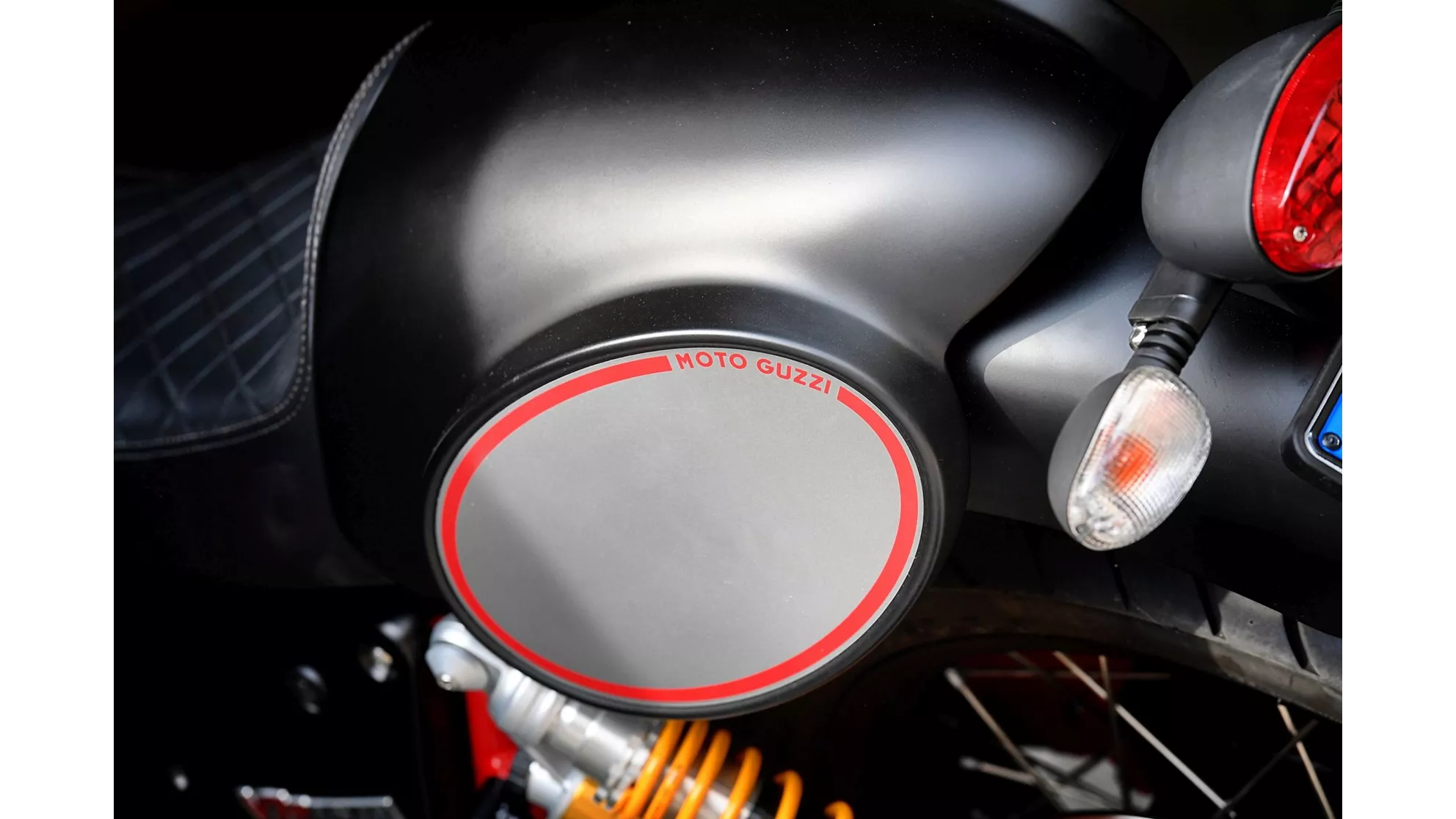Moto Guzzi V7 III Racer - Resim 6