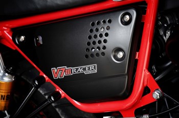 Moto Guzzi V7 III Racer 2020 - Bild 11