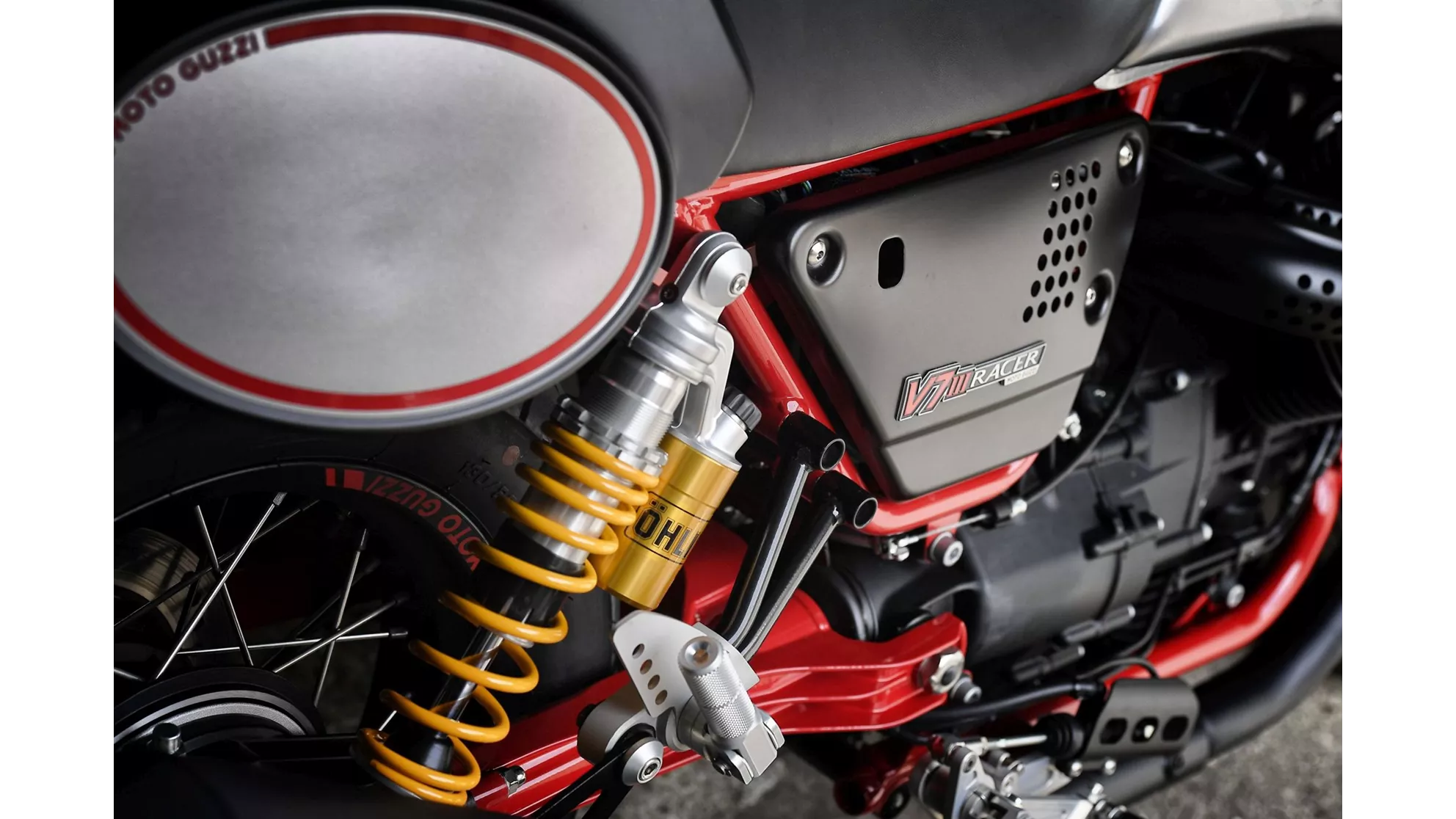 Moto Guzzi V7 III Racer - Resim 10