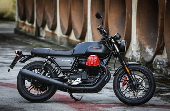 Moto Guzzi V7 III Carbon 2020 - Bild 8